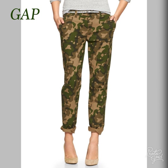 GAP Pants - GAP Camo Khaki Pants